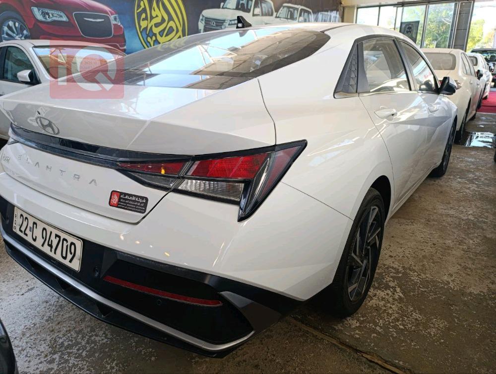 هيونداي النترا